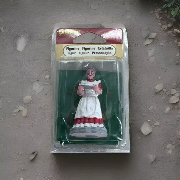 Vtg 2005 Lemax Mrs. Claus Carrying Cookies Christmas Village Figurine 52012 NOS - Picture 1 of 2